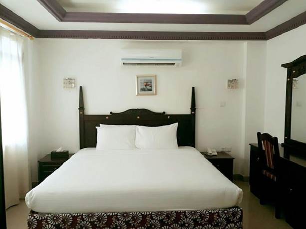 Imagen de la habitación del Hotel Palace Apartment. Foto 6