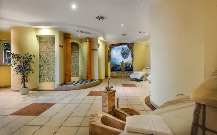 Imagen de la piscina del Hotel Palace, Bad Hofgastein . Foto 18