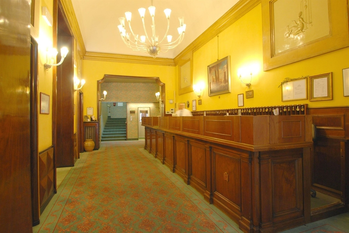 Imagen de los interiores del Hotel Palace, Bolonia. Foto 8