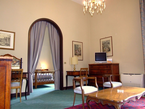 Imagen de los interiores del Hotel Palace, Bolonia. Foto 10