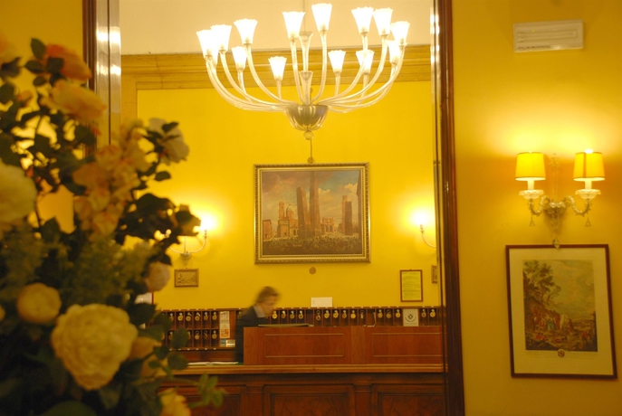 Imagen de los interiores del Hotel Palace, Bolonia. Foto 13