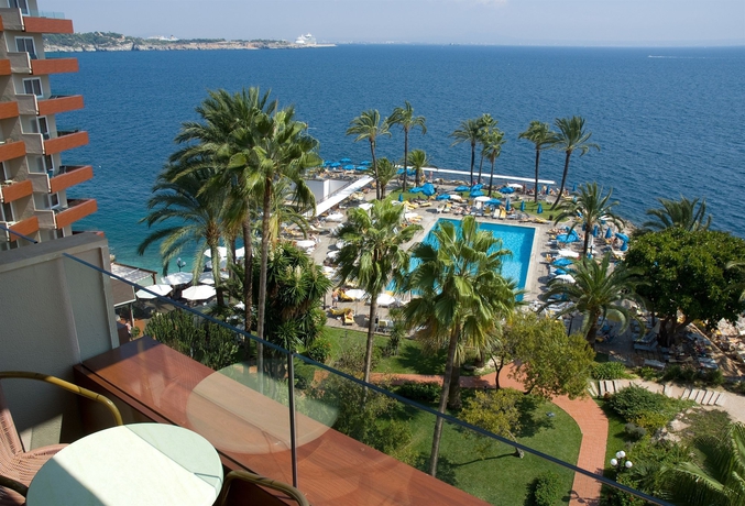 Imagen de la piscina del Hotel Palace Bonanza Playa and Spa. Foto 14