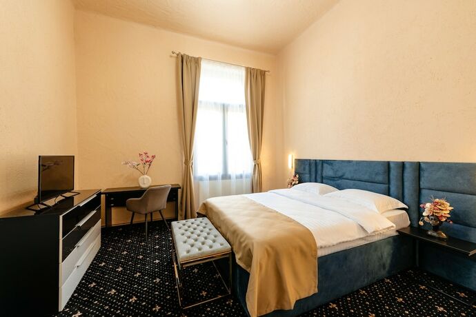 Imagen de la habitación del Hotel Palace Bulevard. Foto 13