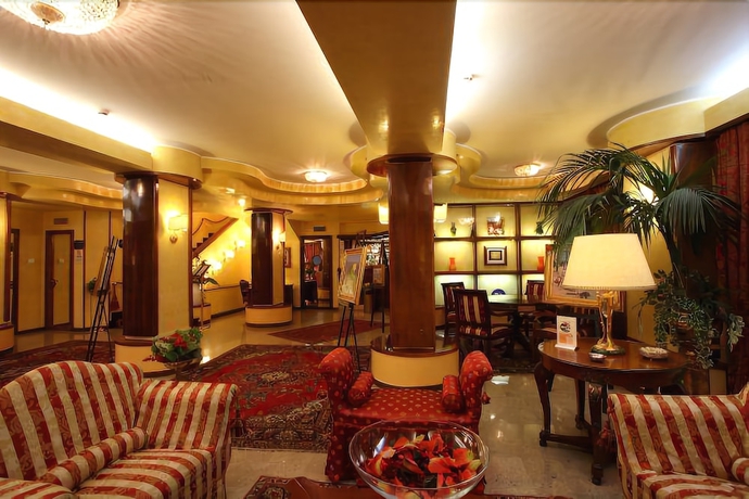 Imagen de los interiores del Hotel Palace, Catanzaro Lido. Foto 17