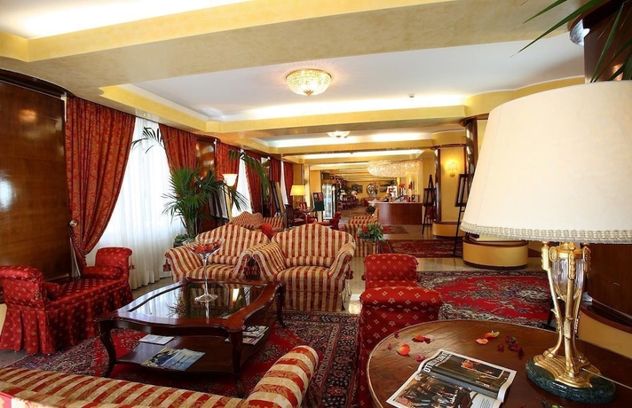 Imagen de los interiores del Hotel Palace, Catanzaro Lido. Foto 18