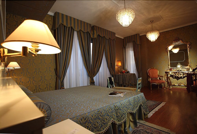 Imagen de la habitación del Hotel Palace, Catanzaro Lido. Foto 16