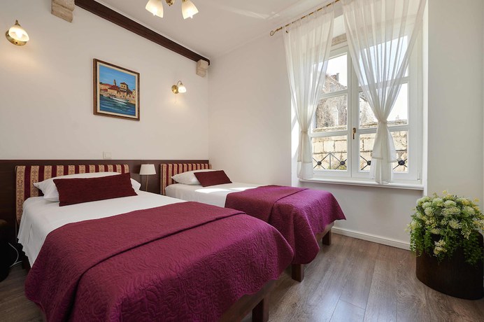Imagen de la habitación del Hotel Palace Central Square. Foto 15