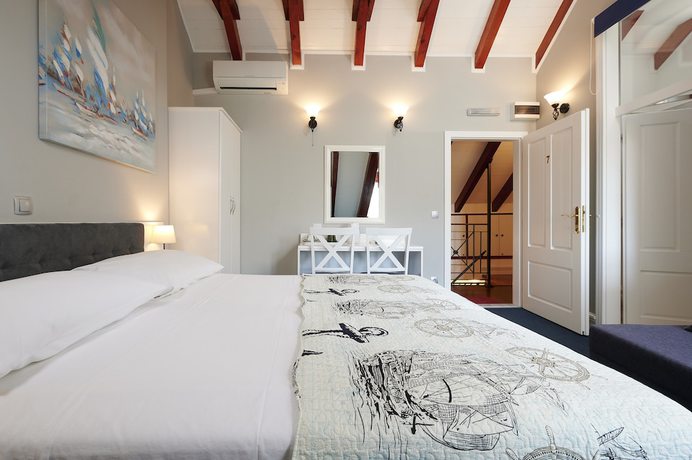Imagen de la habitación del Hotel Palace Central Square. Foto 19