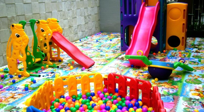 Imagen general del Hotel Palace, Cipanas. Foto 3