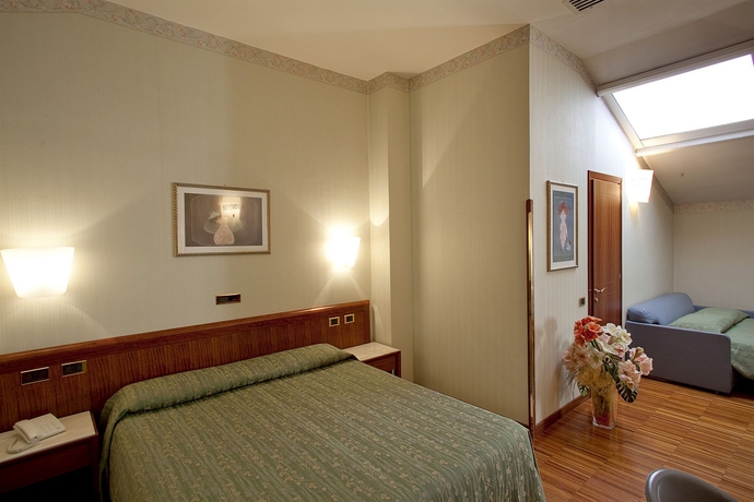 Imagen de la habitación del Hotel Palace, Civitanova Marche. Foto 8