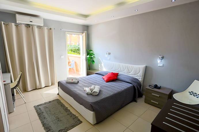 Imagen de la habitación del Hotel Palace Costa Del Sole. Foto 7