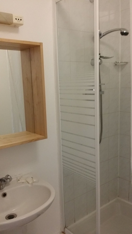 Imagen de la habitación del Hotel Palace Court. Foto 11