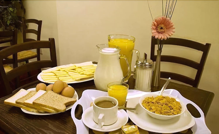 Imagen del bar/restaurante del Hotel Palace Court. Foto 3