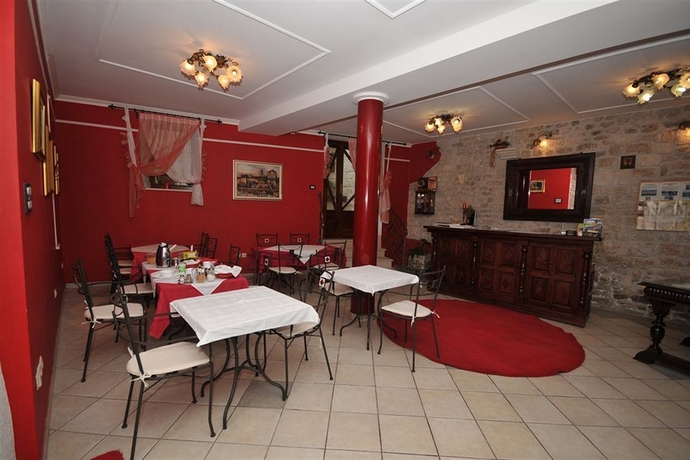 Imagen general del Hotel Palace Derossi. Foto 3