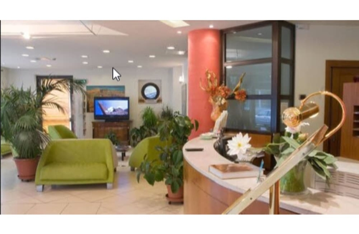 Imagen de los interiores del Hotel Palace Due Ponti Hotel. Foto 15