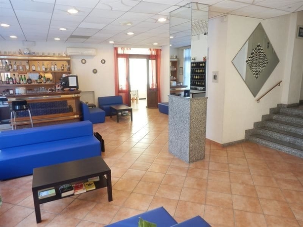 Imagen del bar/restaurante del Hotel Palace, FINALE LIGURE. Foto 4