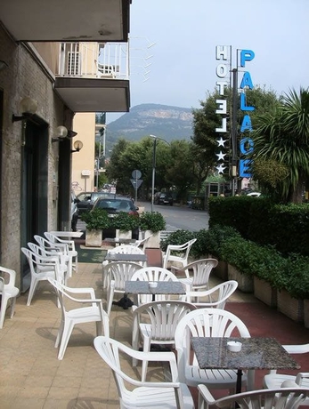 Imagen general del Hotel Palace, FINALE LIGURE. Foto 3