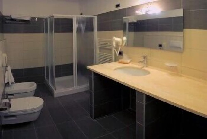 Imagen de la habitación del Hotel Palace, Gioia Tauro. Foto 5