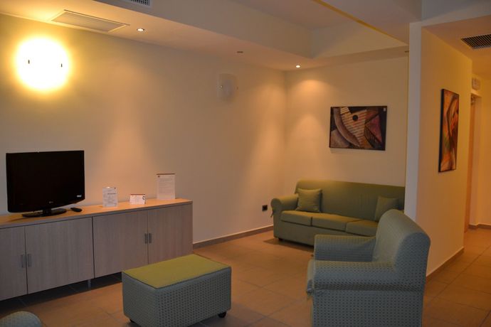 Imagen de la habitación del Hotel Palace, Gioia Tauro. Foto 11
