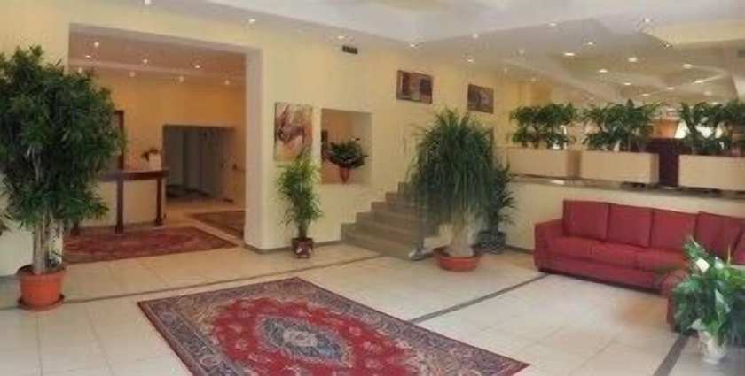 Imagen de los interiores del Hotel Palace, Gioia Tauro. Foto 20