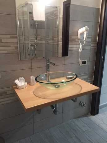 Imagen de la habitación del Hotel Palace, Gioia Tauro. Foto 14