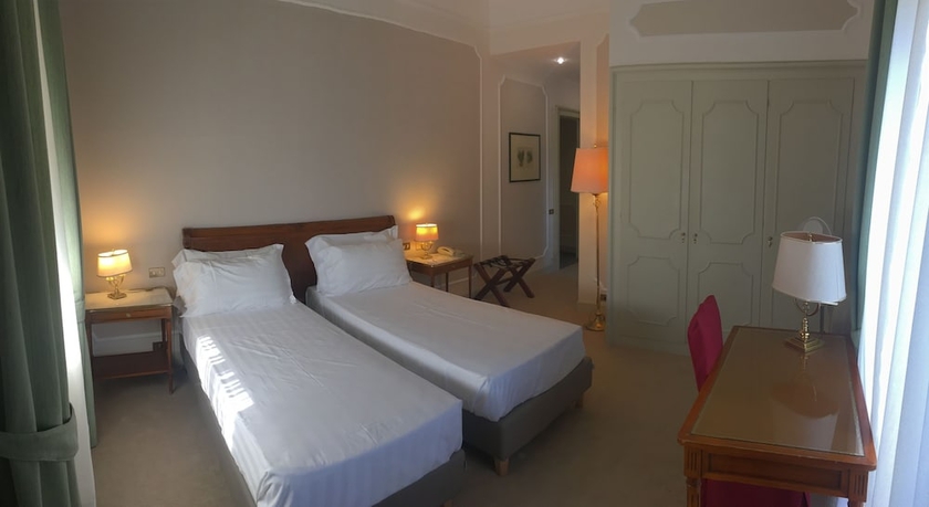 Imagen de la habitación del Hotel Palace Grand Varese. Foto 16