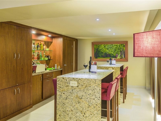 Imagen general del Hotel Palace Guayaquil. Foto 4