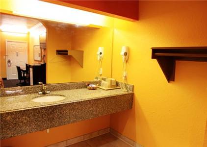 Imagen de la habitación del Hotel Palace Inn Bacliff. Foto 12