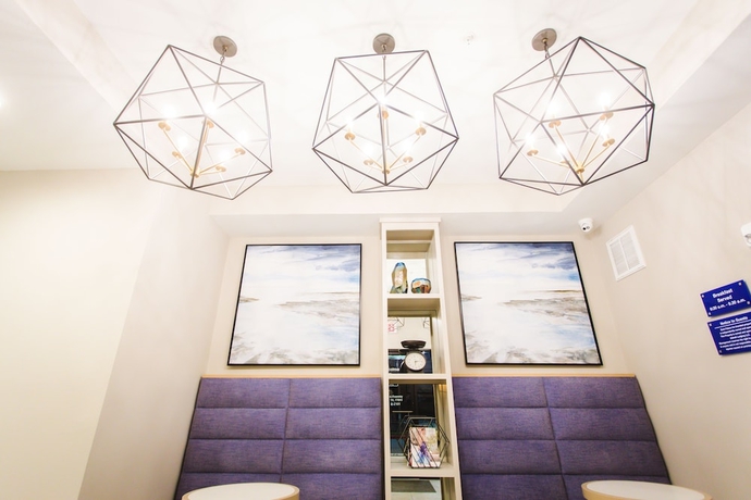 Imagen de los interiores del Hotel Palace Inn Blue Federal Road. Foto 17