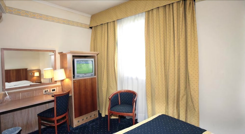Imagen de la habitación del Hotel Palace Inn, Fiano Romano. Foto 13