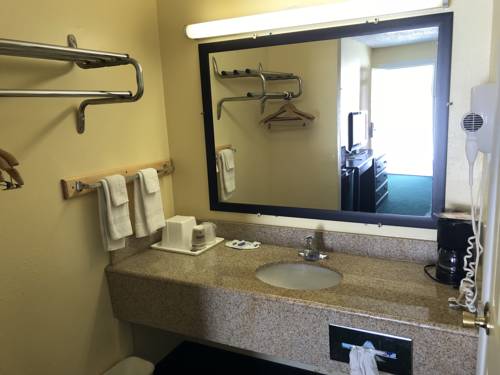 Imagen de la habitación del Hotel Palace Inn Independence. Foto 3