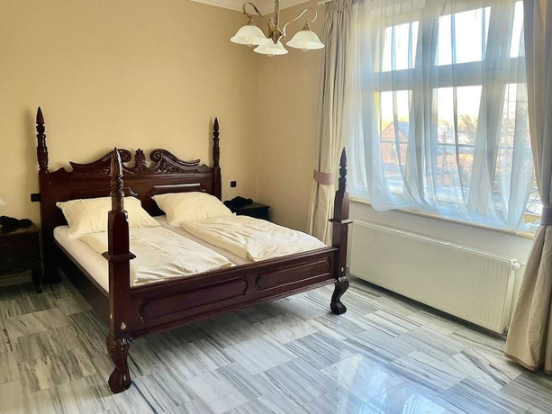 Imagen de la habitación del Hotel Palace Inn, J&iacute;lovi&scaron;tě. Foto 11
