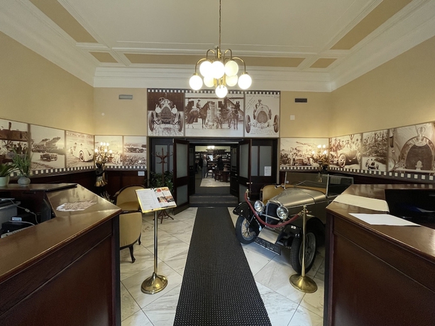 Imagen del bar/restaurante del Hotel Palace Inn, J&iacute;lovi&scaron;tě. Foto 6