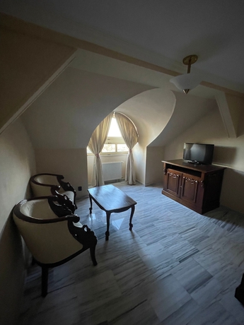 Imagen de los interiores del Hotel Palace Inn, J&iacute;lovi&scaron;tě. Foto 14