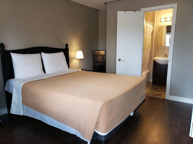 Imagen de la habitación del Hotel Palace Inn Motel. Foto 8