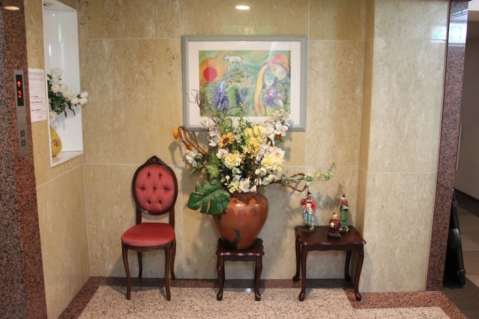 Imagen de los interiores del Hotel Palace Inn Toyota. Foto 19