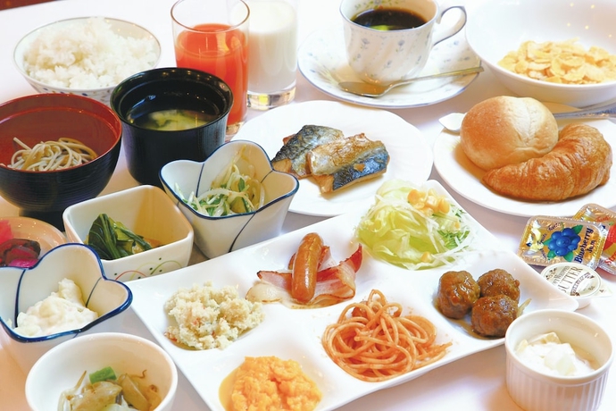 Imagen del bar/restaurante del Hotel Palace KAKEGAWA. Foto 2
