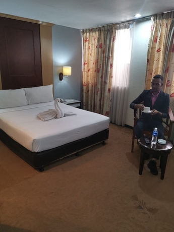 Imagen de la habitación del Hotel Palace, Kuala Lumpur. Foto 2