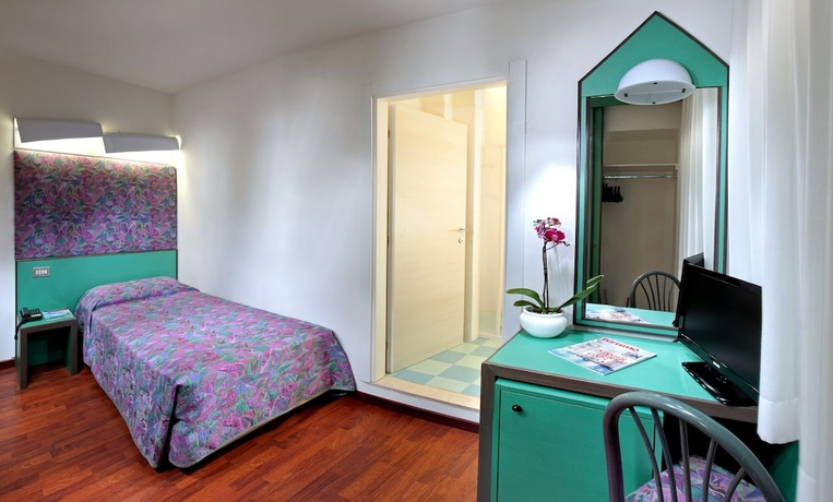 Imagen de la habitación del Hotel Palace, Lignano Sabbiadoro. Foto 9