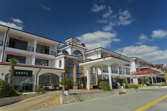 Imagen general del Hotel Palace Marina Dinevi. Foto 1