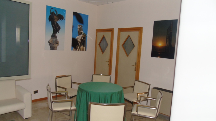 Imagen de los interiores del Hotel Palace Masoanri's. Foto 15