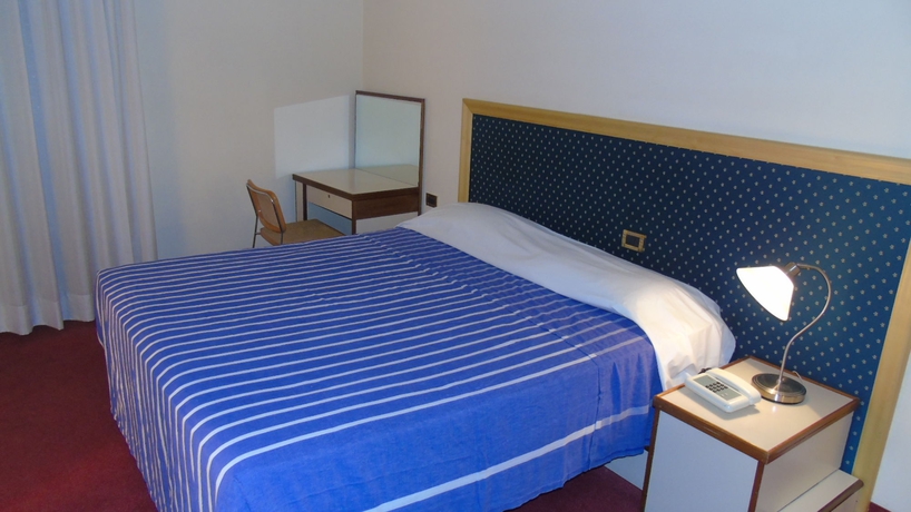 Imagen de la habitación del Hotel Palace Masoanri's. Foto 9