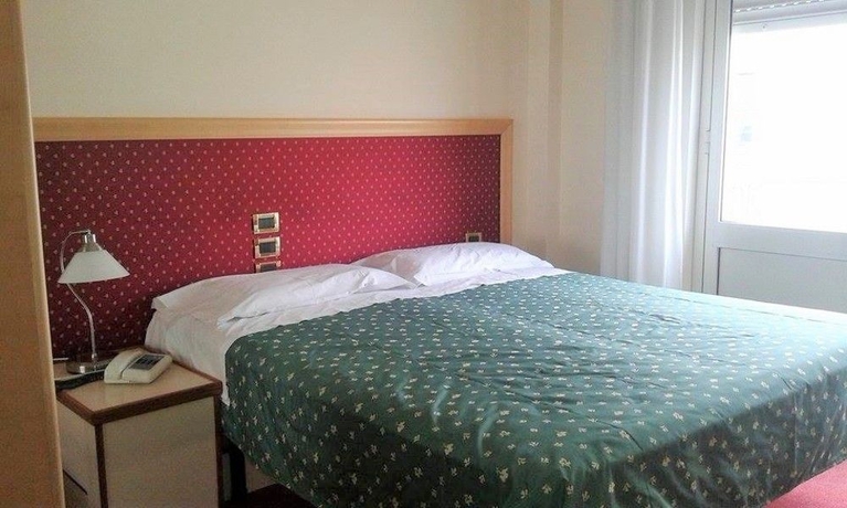 Imagen de la habitación del Hotel Palace Masoanri's. Foto 10