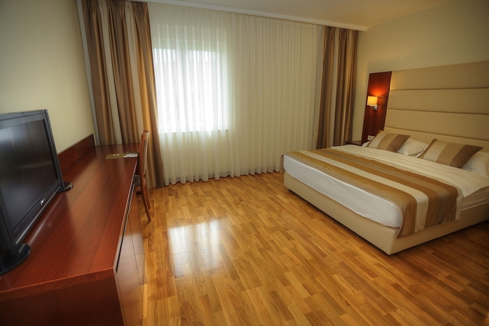 Imagen de la habitación del Hotel Palace Medjugorje. Foto 5