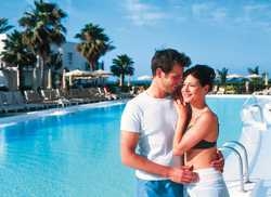 Imagen de la piscina del Hotel Palace Meloneras Villas. Foto 5