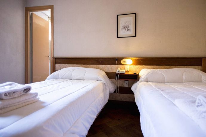 Imagen de la habitación del Hotel Palace Mendoza. Foto 12