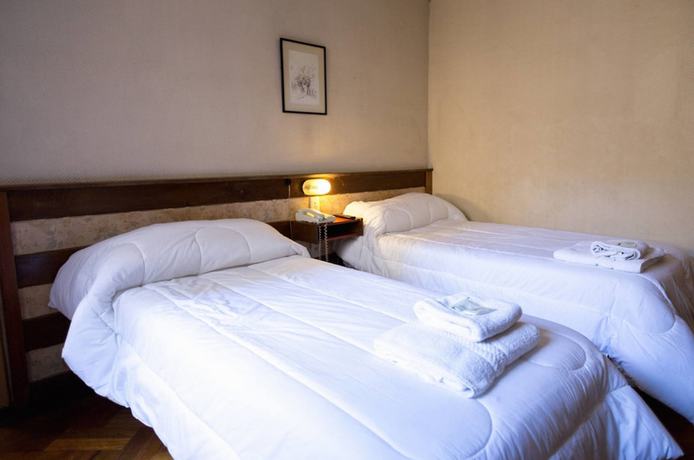 Imagen de la habitación del Hotel Palace Mendoza. Foto 13