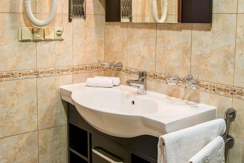 Imagen de la habitación del Hotel Palace Polom. Foto 7