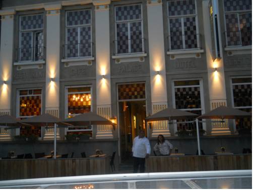 Imagen de la habitación del Hotel Palace, Poperinge. Foto 5