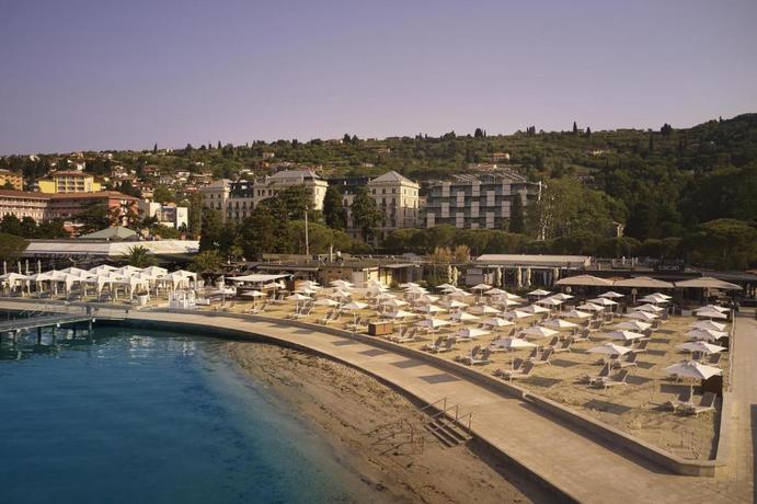 Imagen de los exteriores del Hotel Palace Portoroz Operated by Minor Hotels. Foto 20